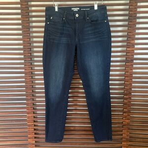 Levi’s Denizen jeans